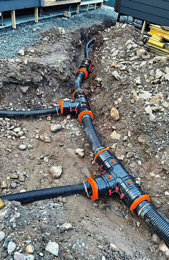 https://plumberalexanderheights.com.au/uploads/2025/06/commercial-plumbing-100656.jpg