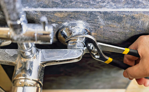 https://plumberalexanderheights.com.au/uploads/2025/06/emergency-plumbing-180852.jpg