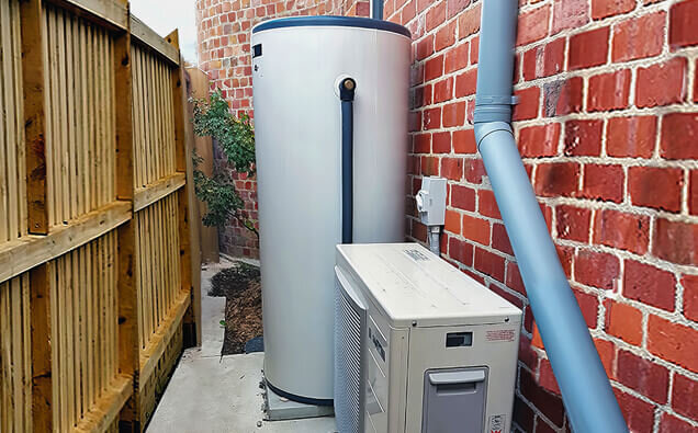 https://plumberalexanderheights.com.au/uploads/2025/06/hot-water-203104.jpg